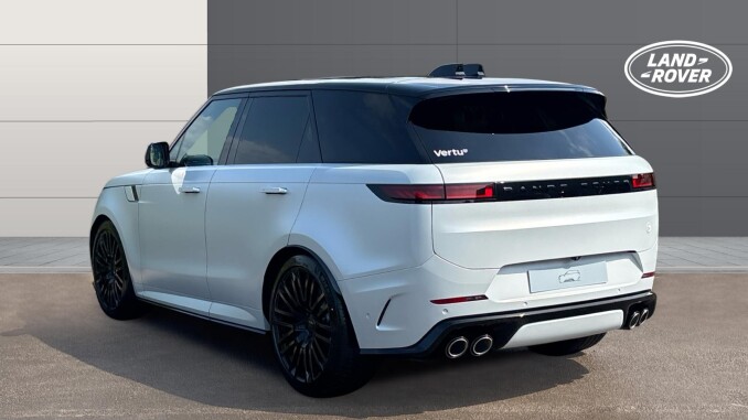 Land Rover Range Rover Sport 4.4 P635 V8 SV Ultimate Edition 5dr Auto Petrol Estate - Image 2